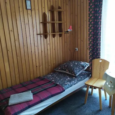 Rum i privatbostad Janos Goscinne